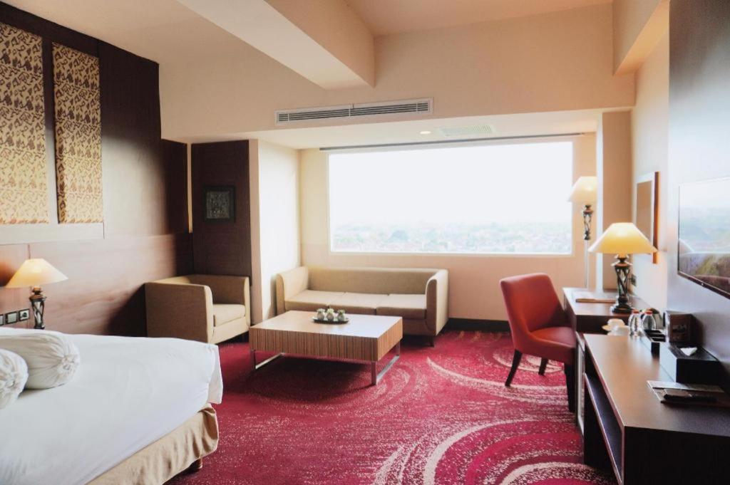 Indoluxe Hotel Jogjakarta Melati Екстер'єр фото
